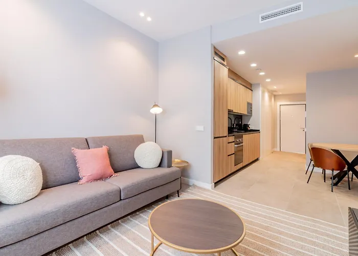 Home Art Apartments Bernabéu